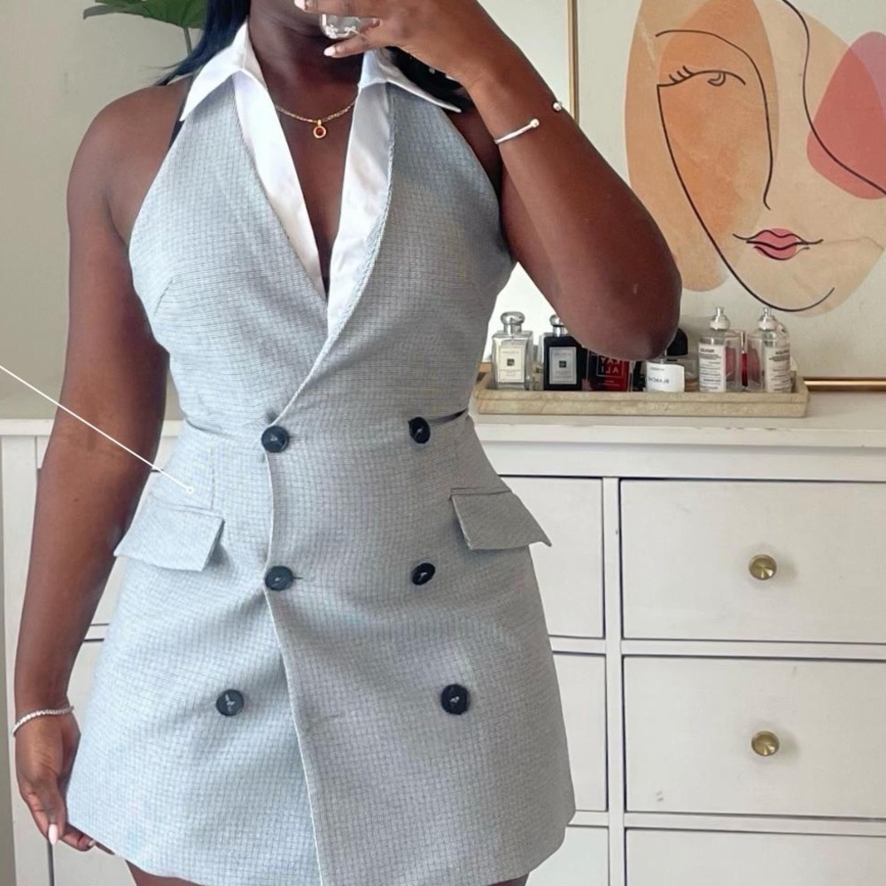Gray Double-Breasted Women's Dress - Size Large - Picture 3 of 6